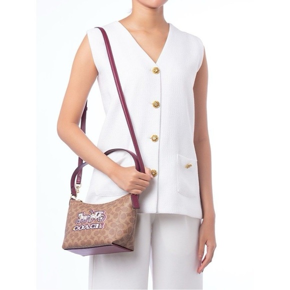Coach CX588 Signature Canvas Shoulder Bag Horse & Carriage Print